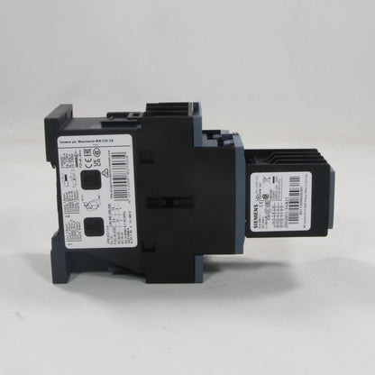 Siemens 3RT2024-1AP04 Power Contactor with Auxiliary Block-Power Contactor with Auxiliary Block-Used Industrial Parts