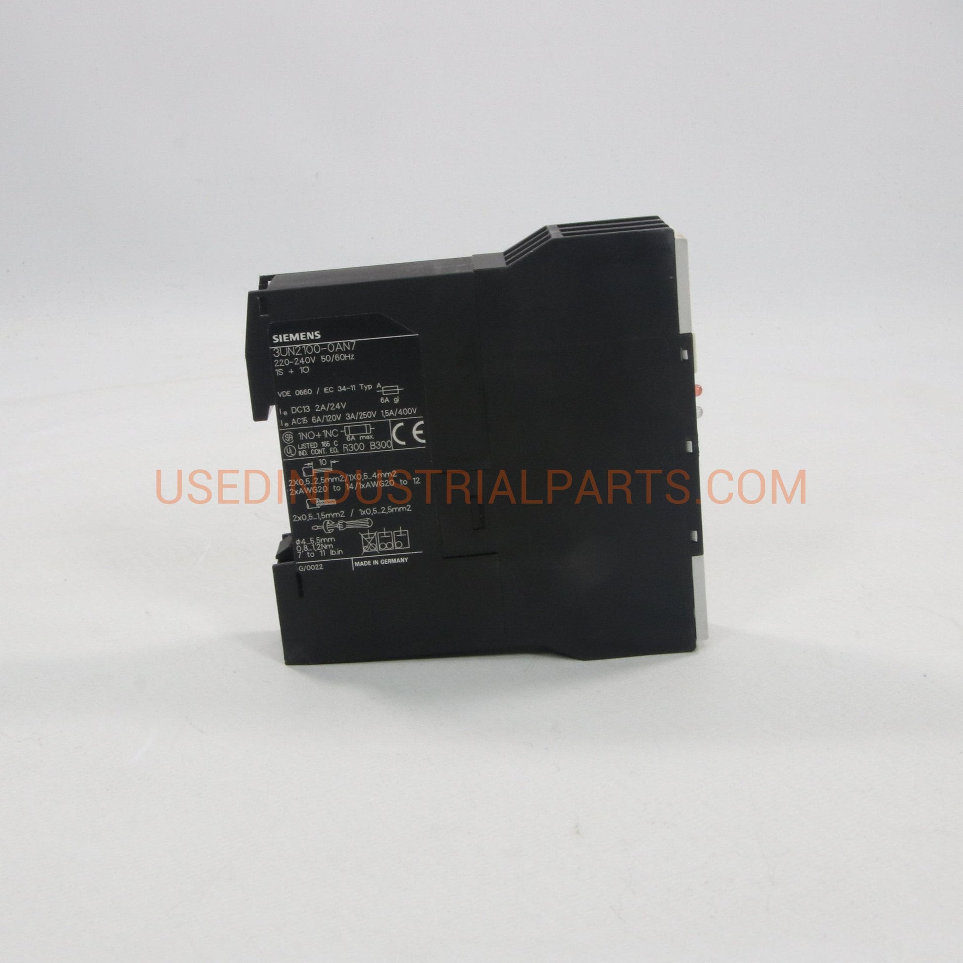 Siemens 3UN21 00 0AN7 Thermistor Tripping Unit-Thermistor Tripping Unit-AE-07-03-03-Used Industrial Parts