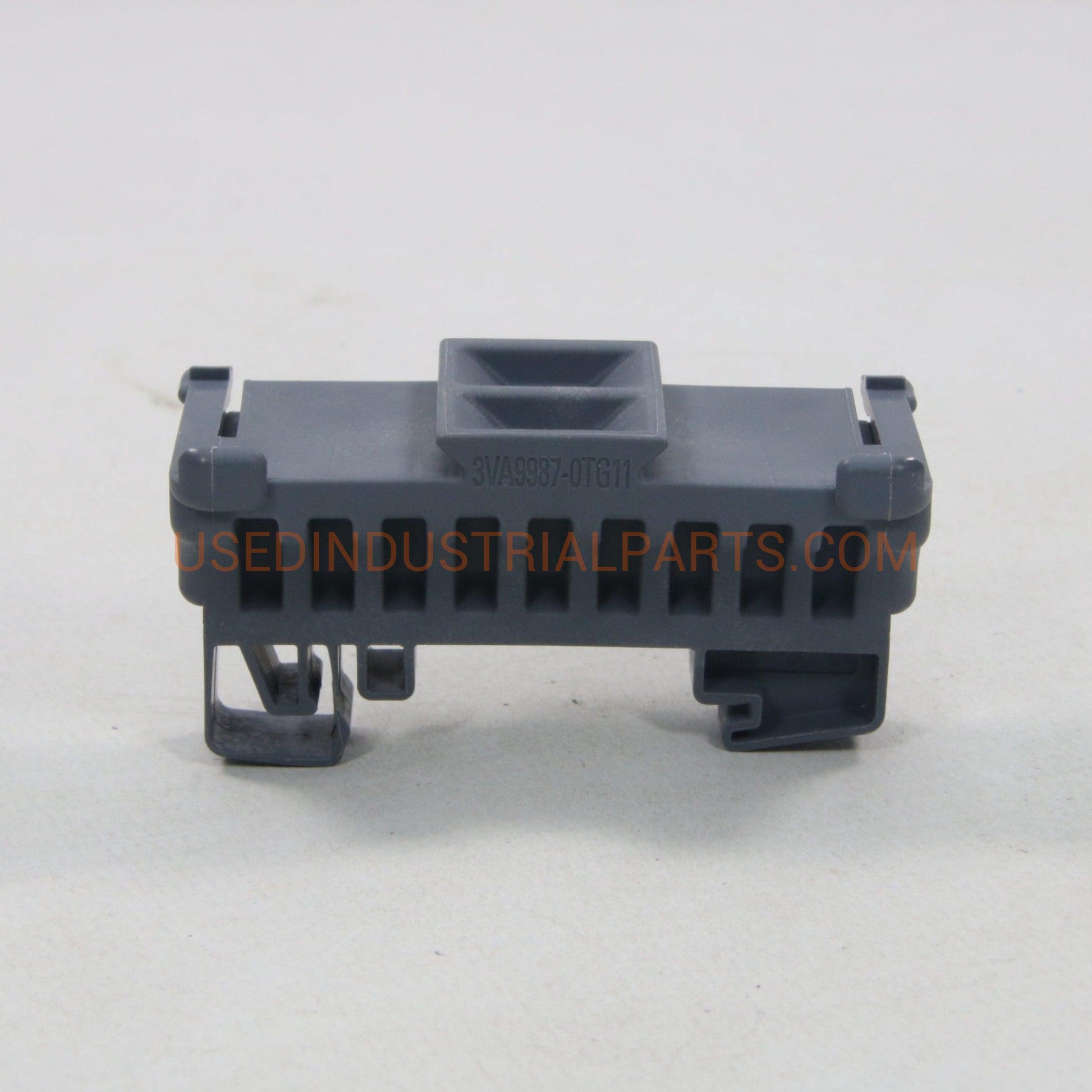 Siemens 3VA9987-0TG11 T-Connector DIN Rail Adapter-T-Connector DIN Rail Adapter-AD-02-01-Used Industrial Parts