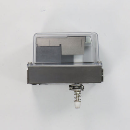 Siemens 6DR7101 0NN01 0AA0 Electropneumatic Positioner-Electropneumatic Positioner-Used Industrial Parts