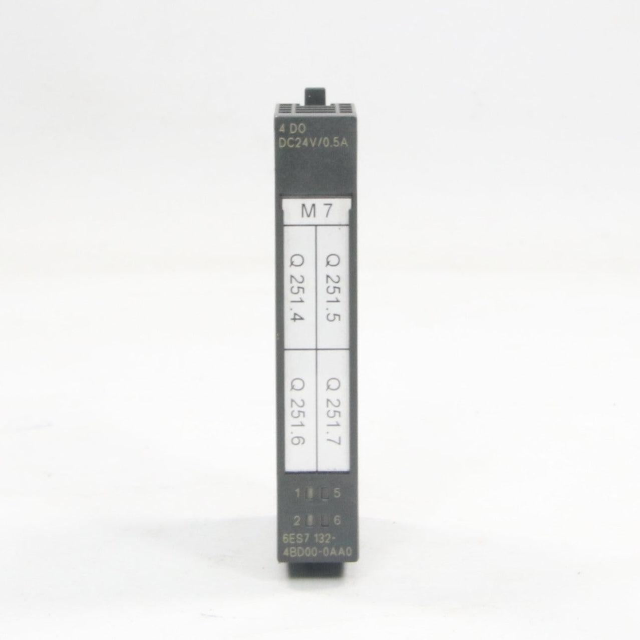 Siemens 6ES7 132-4BD00-0AA0 Digital Output Module-Digital Output Module-Used Industrial Parts