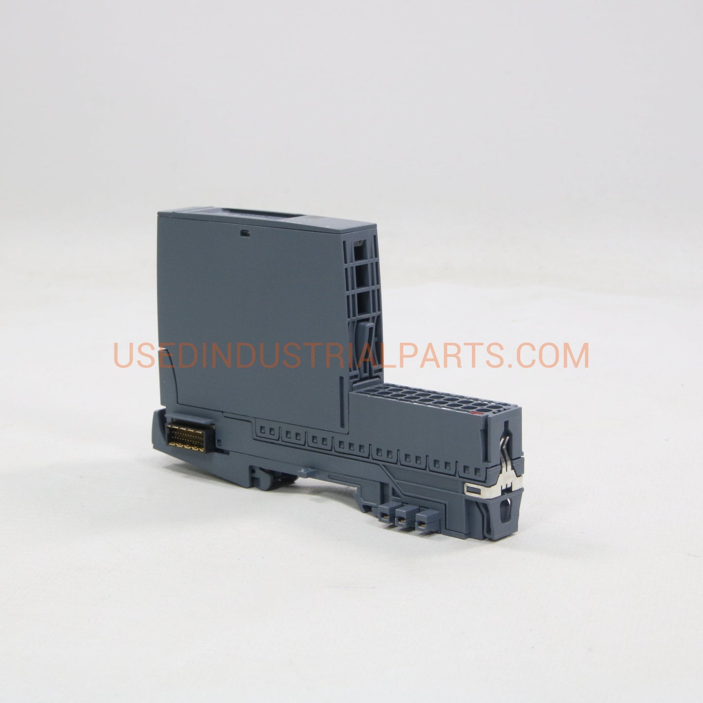 Siemens 6ES7 132-6BF01-0BA0 Digital Output Module-Digital Output Module-AD-05-07-Used Industrial Parts