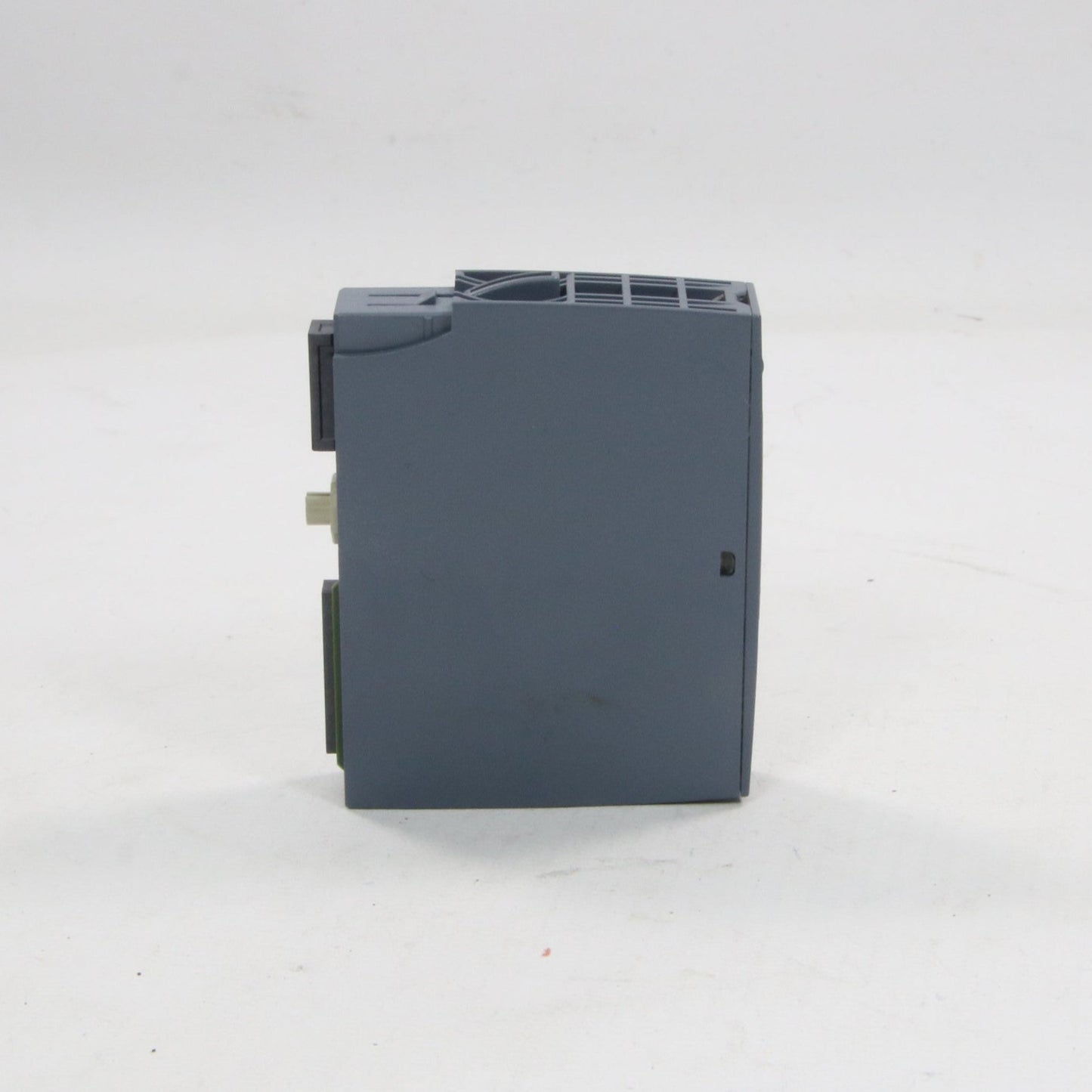 Siemens 6ES7 135 6HD00 0BA1 Analog Output Module-Analog Output Module-Used Industrial Parts