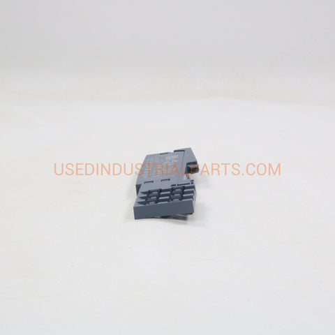 Image of Siemens 6ES7 193-6PA00-0AA0 End Part-End Part-AD-05-07-Used Industrial Parts