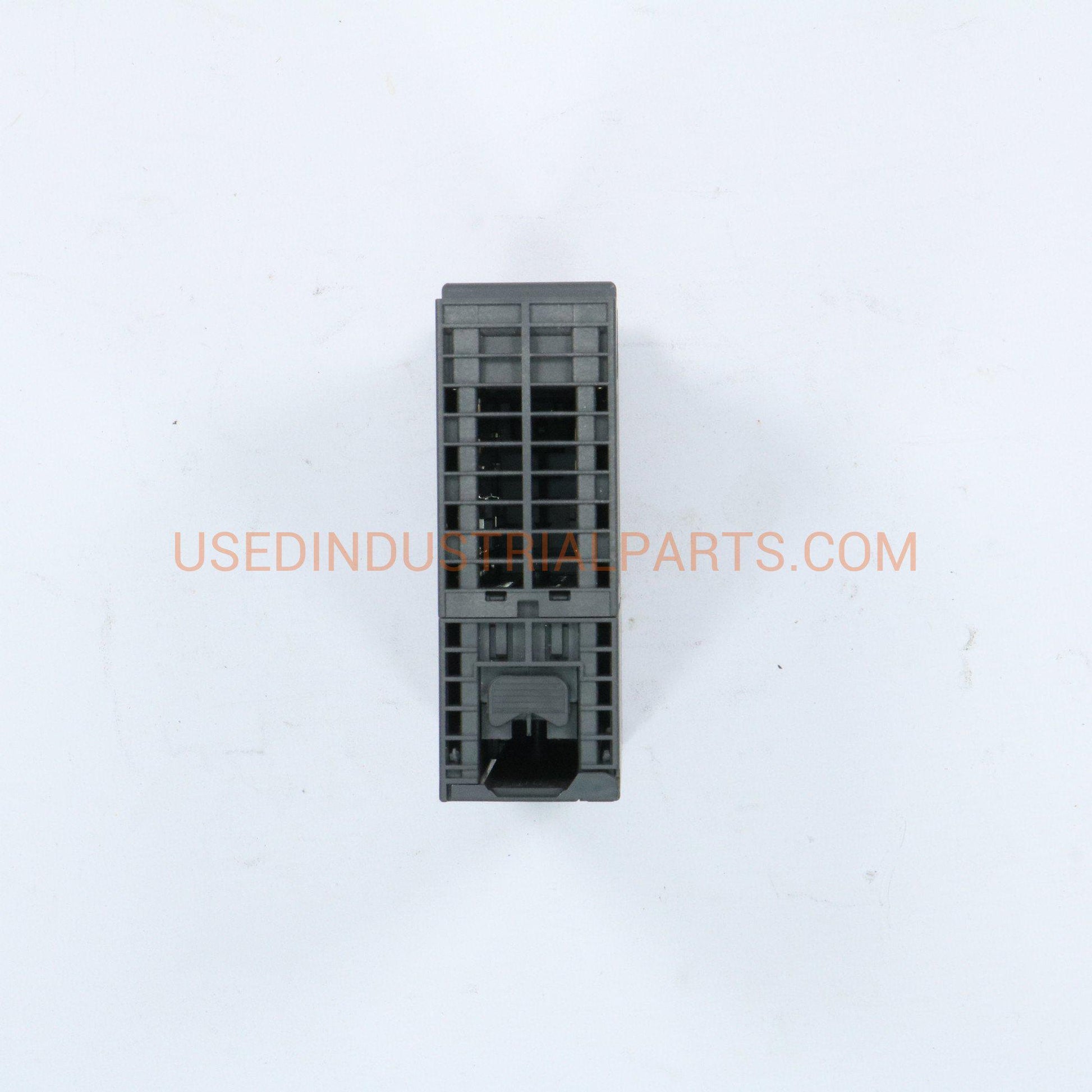 Siemens 6ES7 322-1BL00-0AA0 S7 300-Digital Output Module-Used Industrial Parts