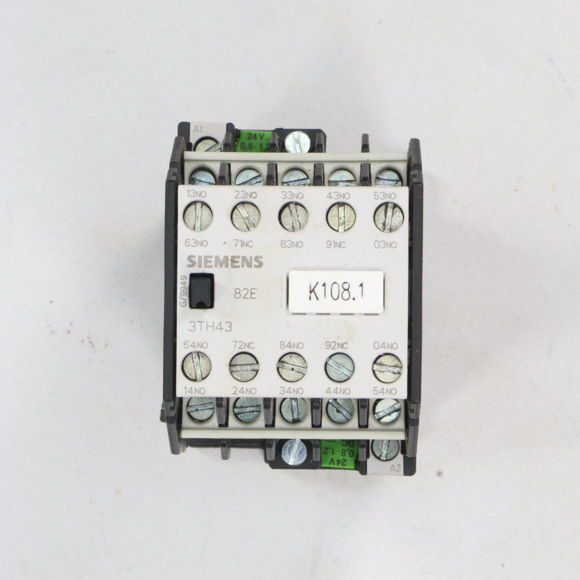 Siemens Contactor Relay 3TH4382-OB-Contactor Relay-Used Industrial Parts