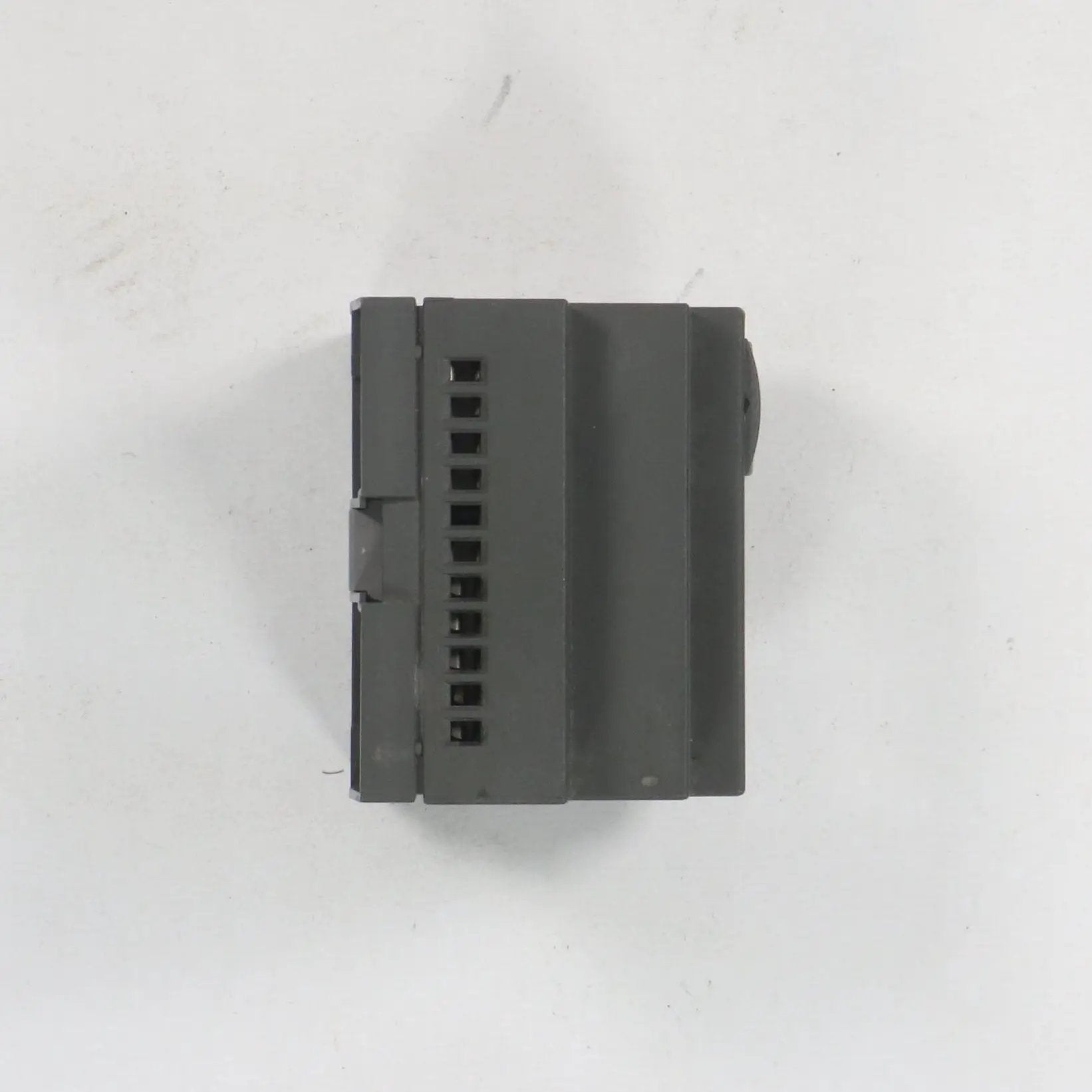Siemens LOGO! 230RC 6ED1 052-1FB00-0BA5 Logic Module-Logic Module-Used Industrial Parts