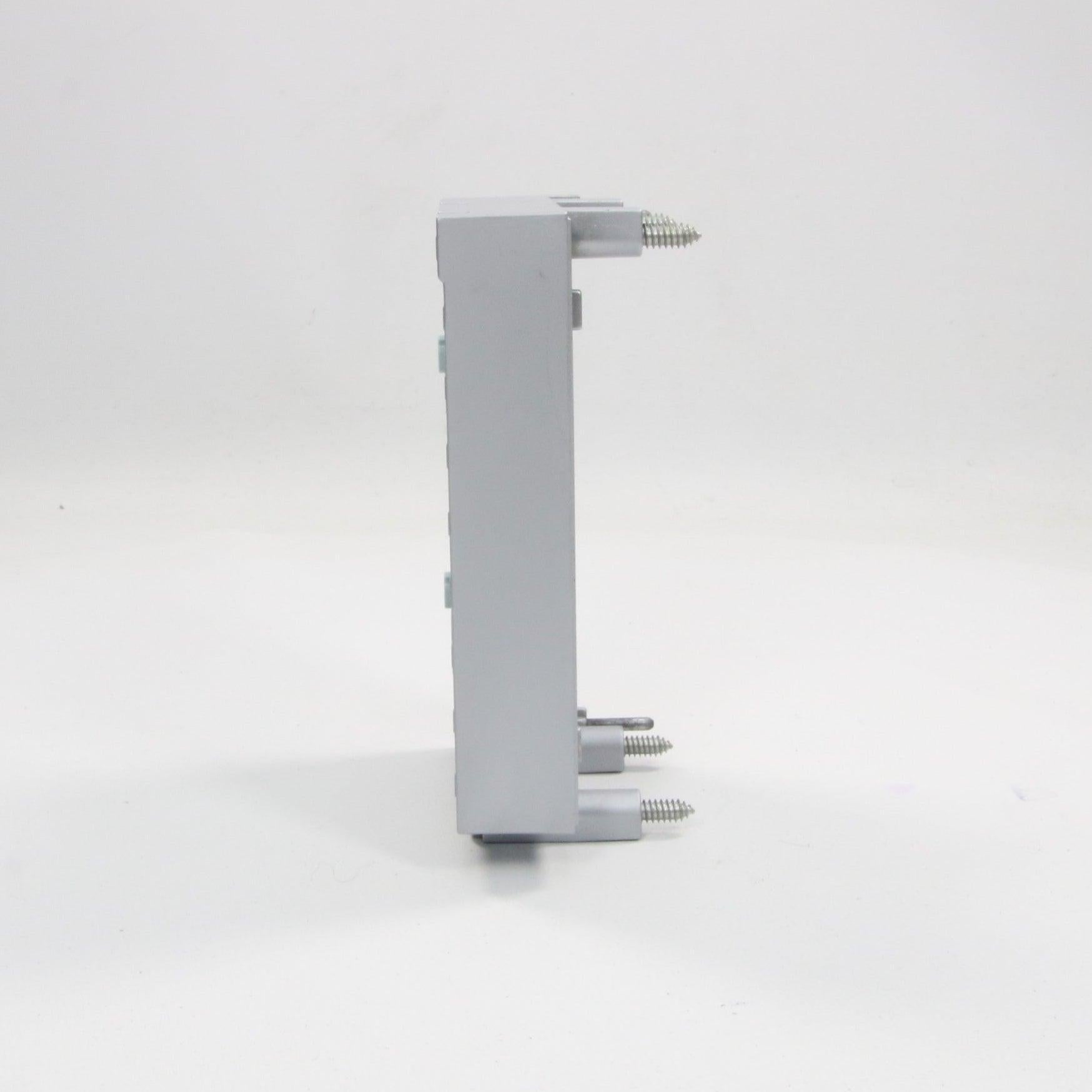 Siemens RF170C 6GT2002 1HD00 Connection Block-RFID Connection Block-Used Industrial Parts