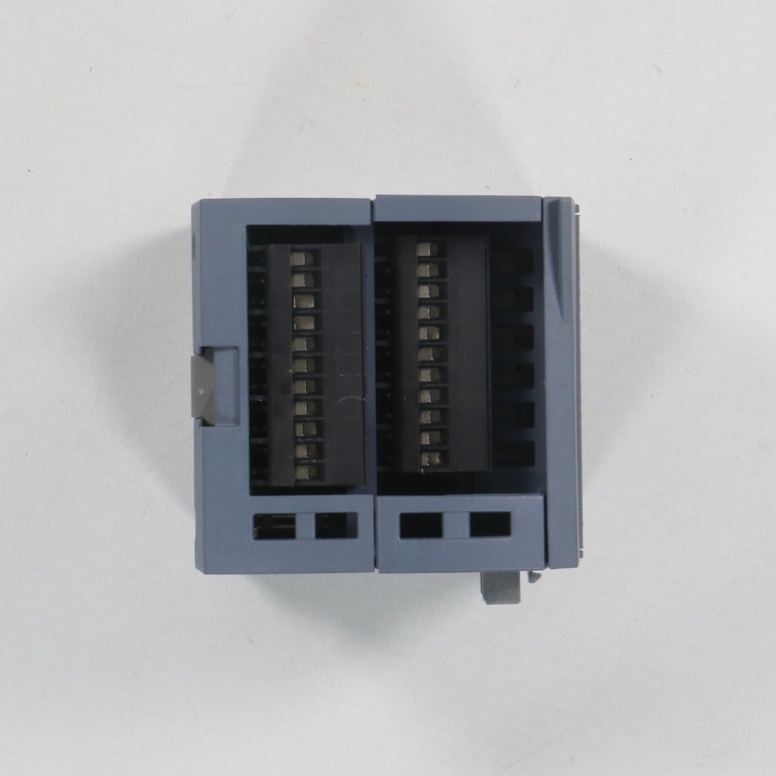 Siemens SM 1223 Digital I/O Module - 6ES7 223-1BL32-0XB0-Digital I/O Module-Used Industrial Parts