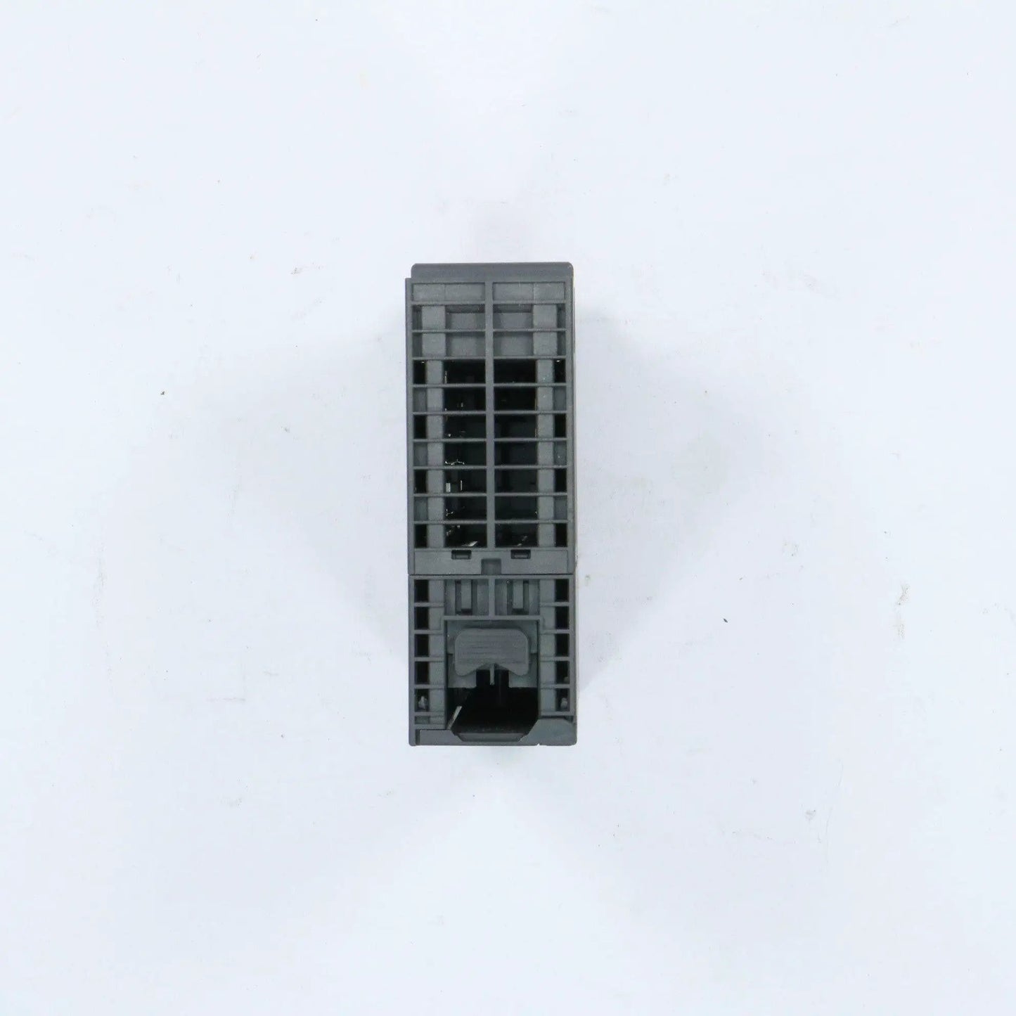 Siemens SM322 Digital Output Module - 6ES7 322-1BL00-0AA0-Digital Output Module-Used Industrial Parts