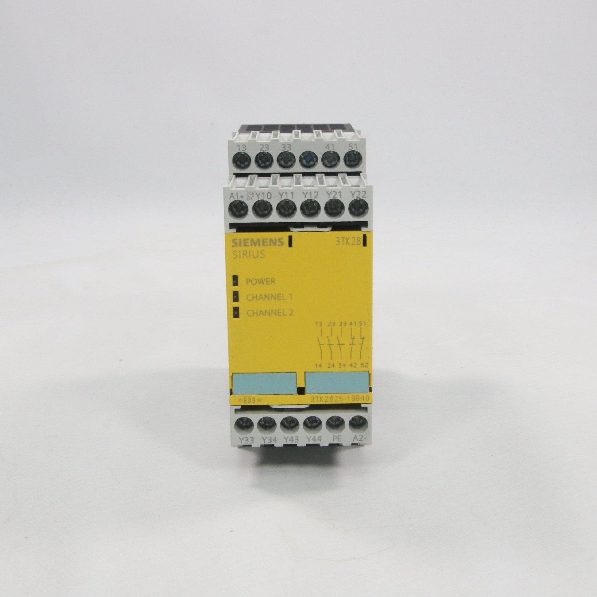 Siemens Sirius 3TK2825 1BB40 Safety Relay-Safety Relay-Used Industrial Parts