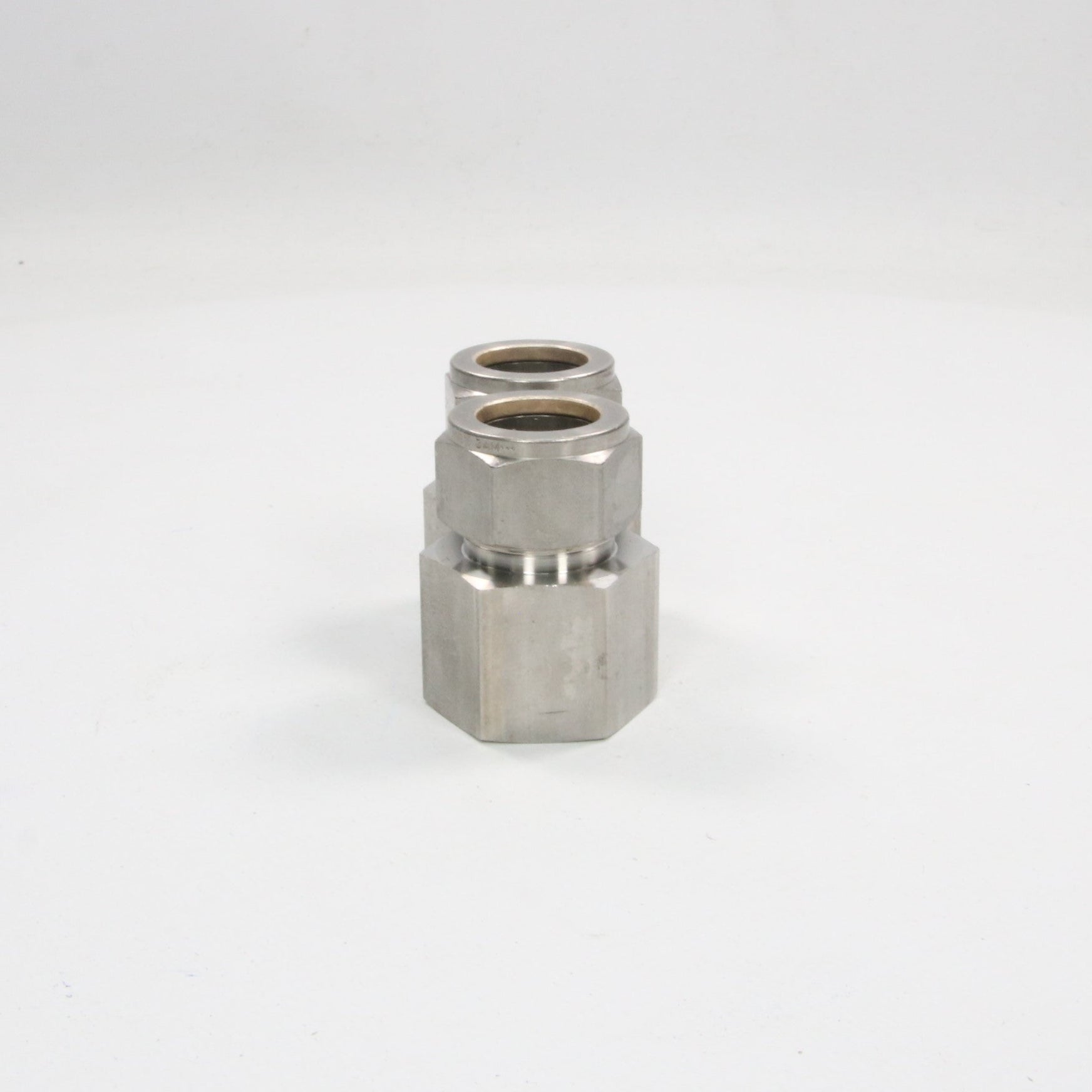 Swagelok SS-1210-7-12 Female Connector x 2-Female Connector-Used Industrial Parts