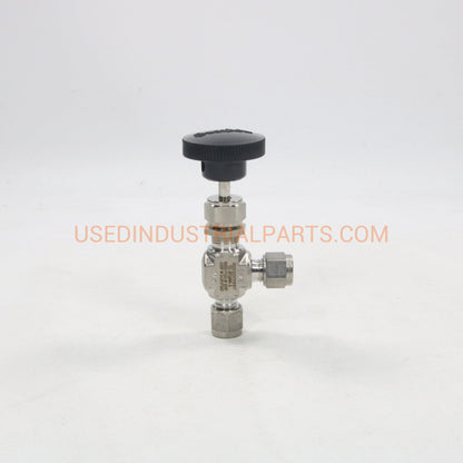 Swagelok SS-1RS6MM-A Integral Bonnet Needle Valve-Needle Valve-BC-03-04-01-Used Industrial Parts