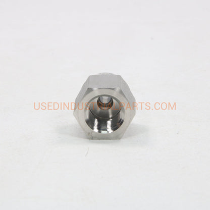 Swagelok SS 6 MTA 7 4 Female Tube Adapter (10x)-Female Tube Adapter-BC-05-04-05-Used Industrial Parts