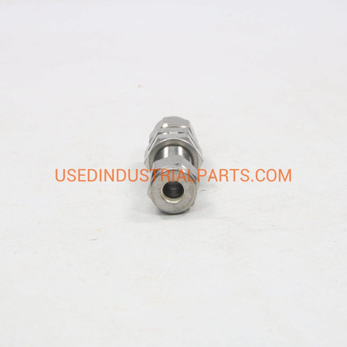 Swagelok SS-6M0-61 Tube Fitting-Bulkhead Union Tube Fitting-BC-03-04-Used Industrial Parts