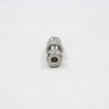 Swagelok SS-6M0-61 Tube Fitting-Bulkhead Union Tube Fitting-Used Industrial Parts