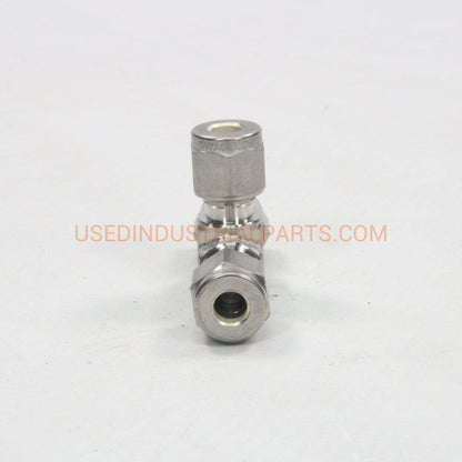 Swagelok SS 8M0 3 Union Tee Tube Fitting (8x)-Union Tee Tube Fitting-BC-05-03-01-Used Industrial Parts