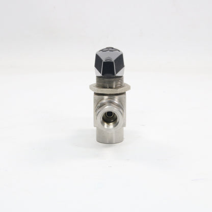 Swagelok SS83XKF4-3 Way Valve-Used Industrial Parts