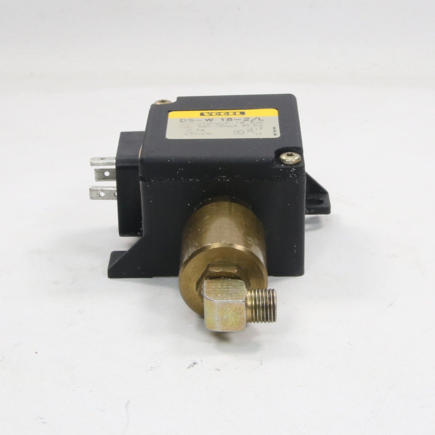 Vogel DS-W 18-2/L Pressure Switch-Pressure Switch-Used Industrial Parts