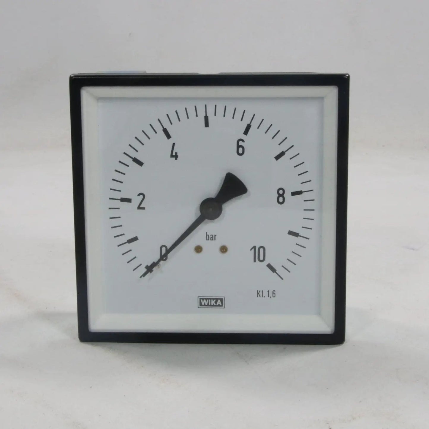 Wika 214.96x96 Precision Pressure Gauge-Precision Pressure Gauge-Used Industrial Parts