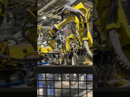 Fanuc Robots R-2000i and S-430i