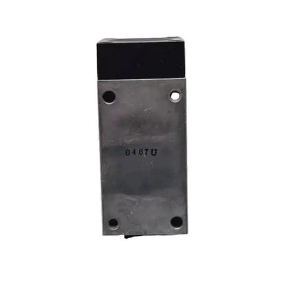 Used Industrial Parts : Omron E3N-R5E2-G Photoelectric Switch - 0467U