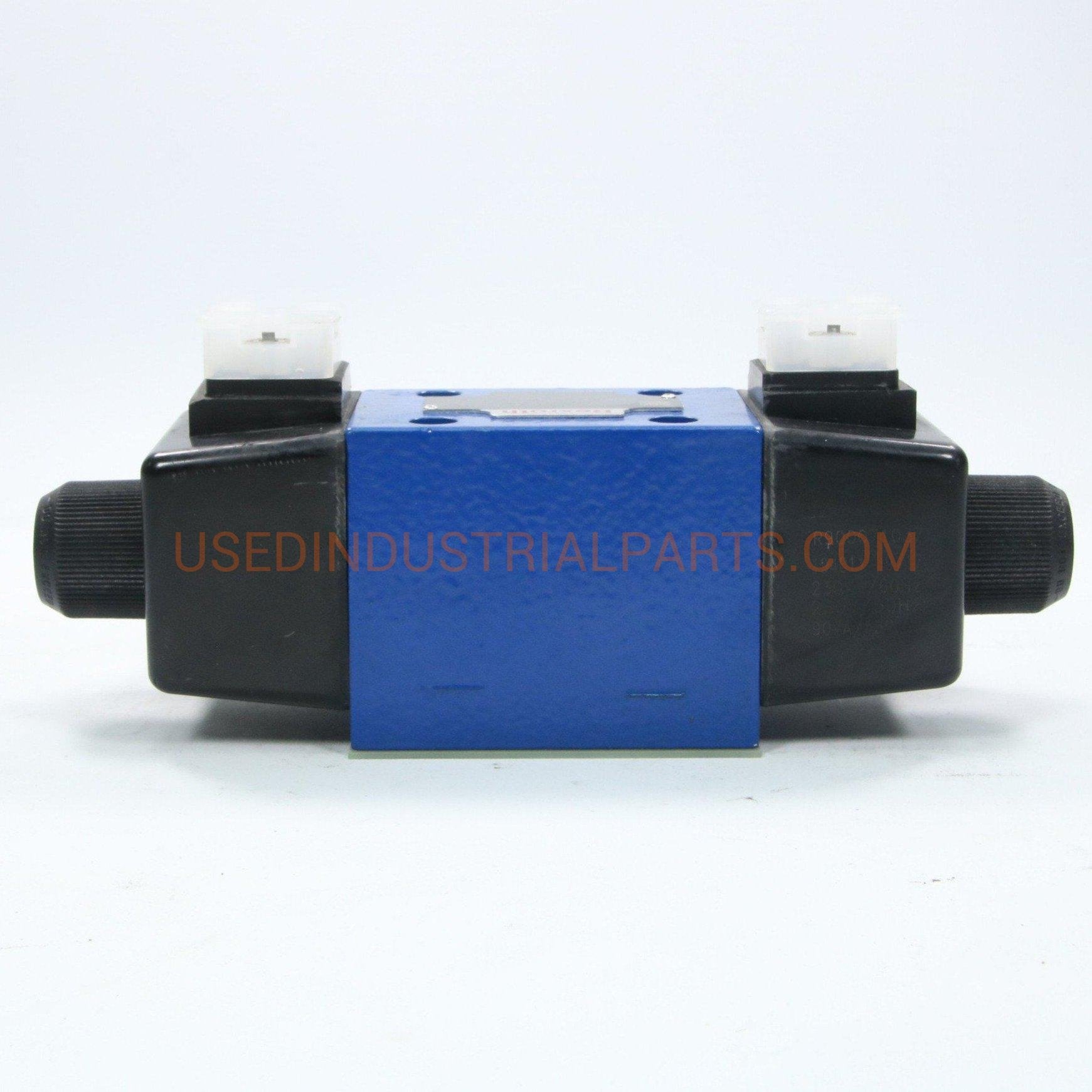 BOSCH / REXROTH 4WE 10 J33/CW230N9K4 SOLENOID DIRECTIONAL VALVE-Hydraulic-BC-03-06-Used Industrial Parts