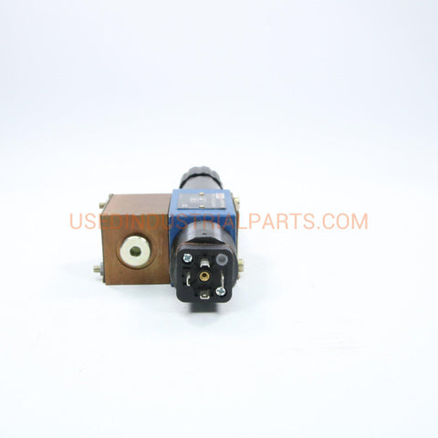 Image of Bosch Rexroth R900991877 FD 08W04 ZDRHD-Hydraulic-BC-01-06-Used Industrial Parts