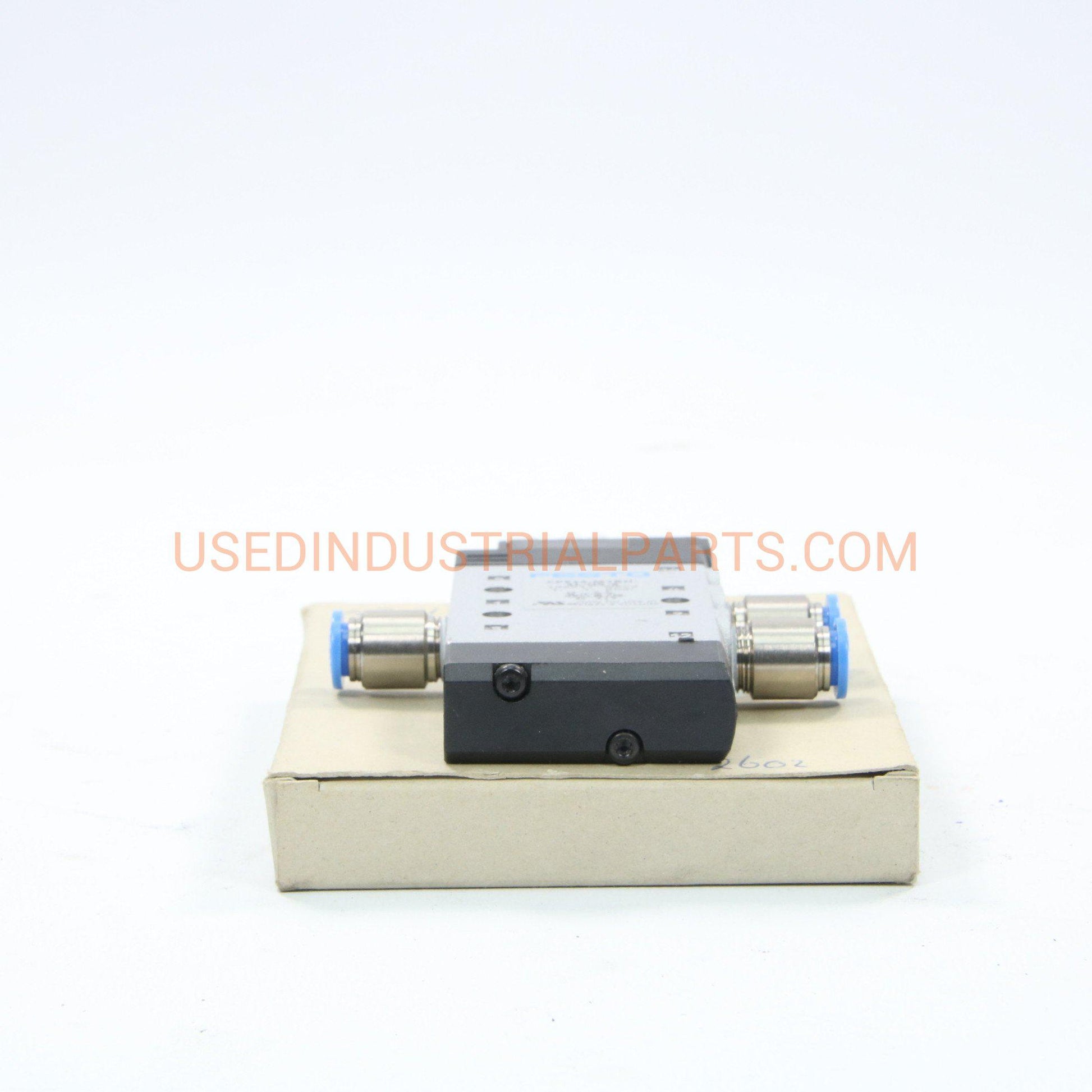 Festo CPE 14-M1BH Valve CPE14-M1BH-5L-QS-8-Pneumatic-DA-02-06-Used Industrial Parts