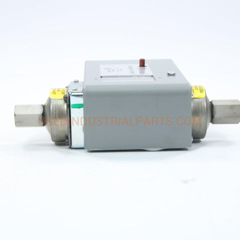 Image of Johnson P28 Series Pressure Switch P28DN-9750-Electric Components-DB-02-06-Used Industrial Parts