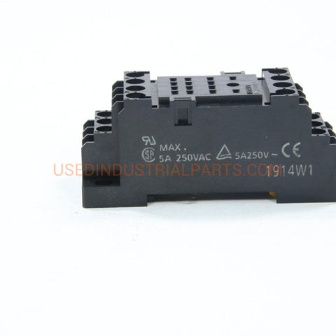 Image of OMRON PYF14A-E RELAY SOCKET-Electric Components-AA-04-04-Used Industrial Parts