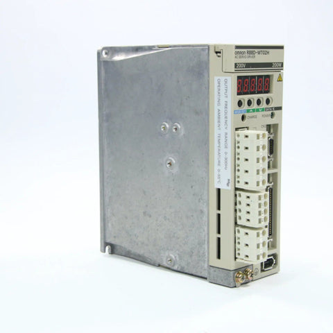 Omron Inverter Servo Drive R88D-WT02H-Inverter-Used Industrial Parts