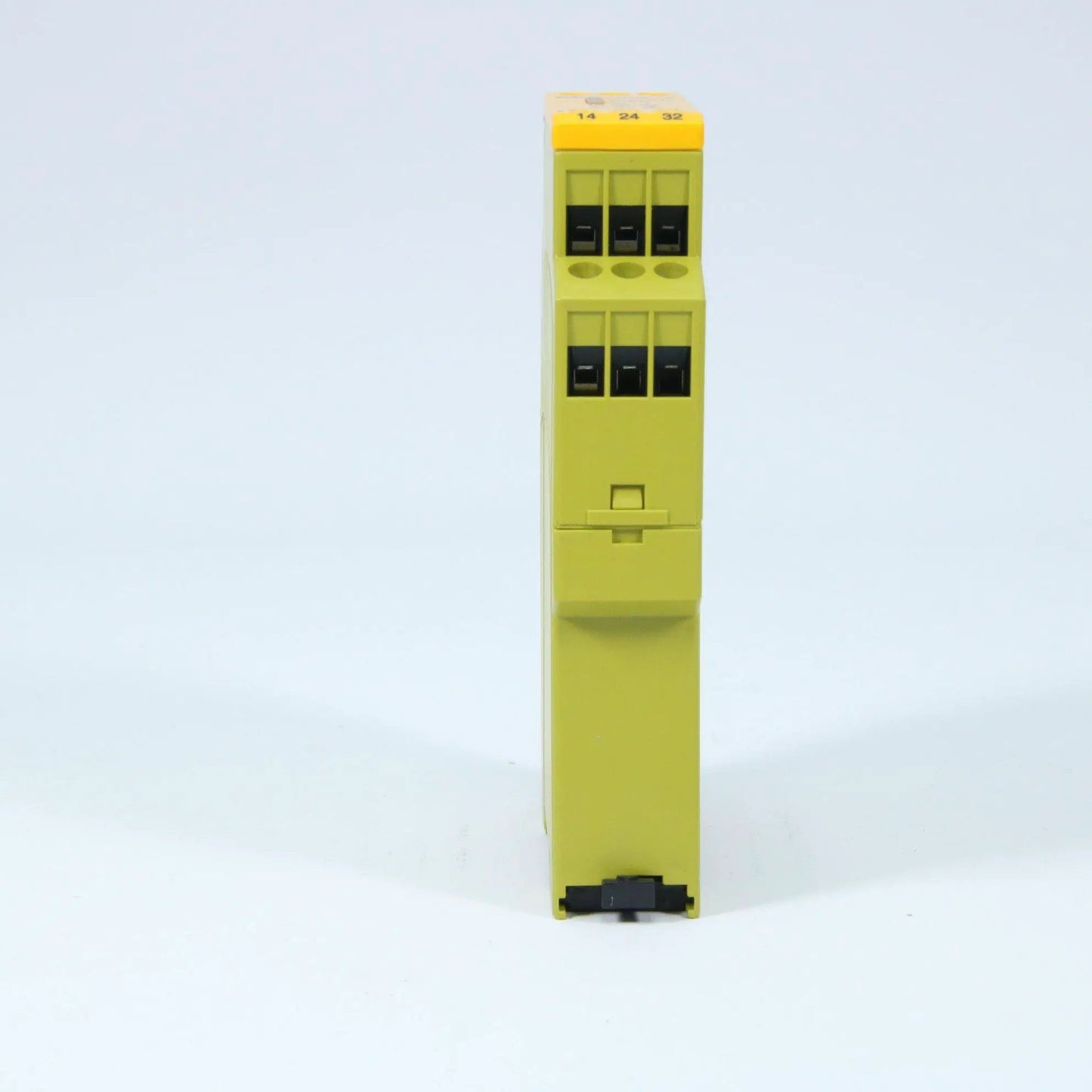 Pilz PNOZ X1 24VAC/DC 2n/o 1n/c 774350-Safety Relay-Used Industrial Parts