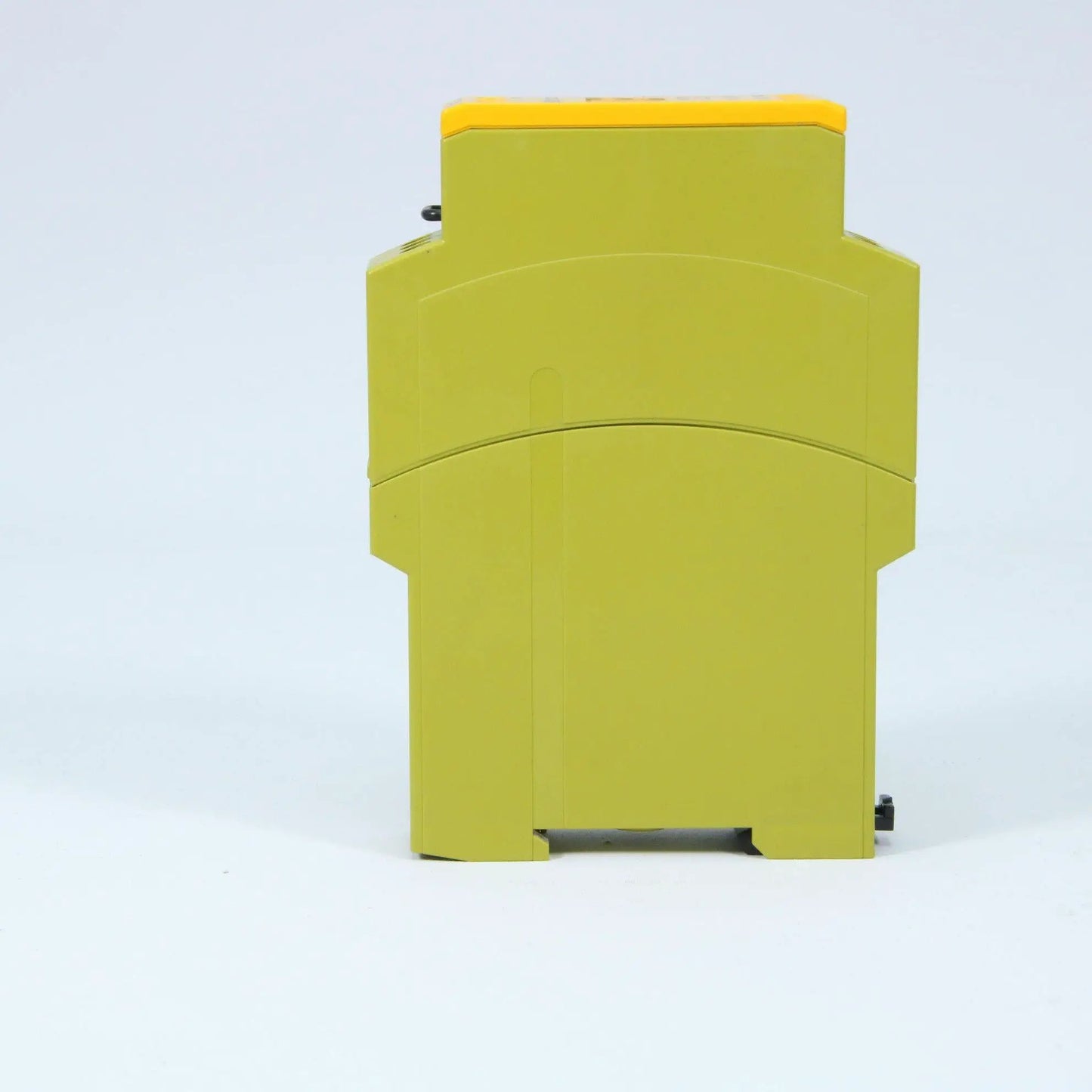 Pilz PNOZ X1 24VAC/DC 2n/o 1n/c 774350-Safety Relay-Used Industrial Parts