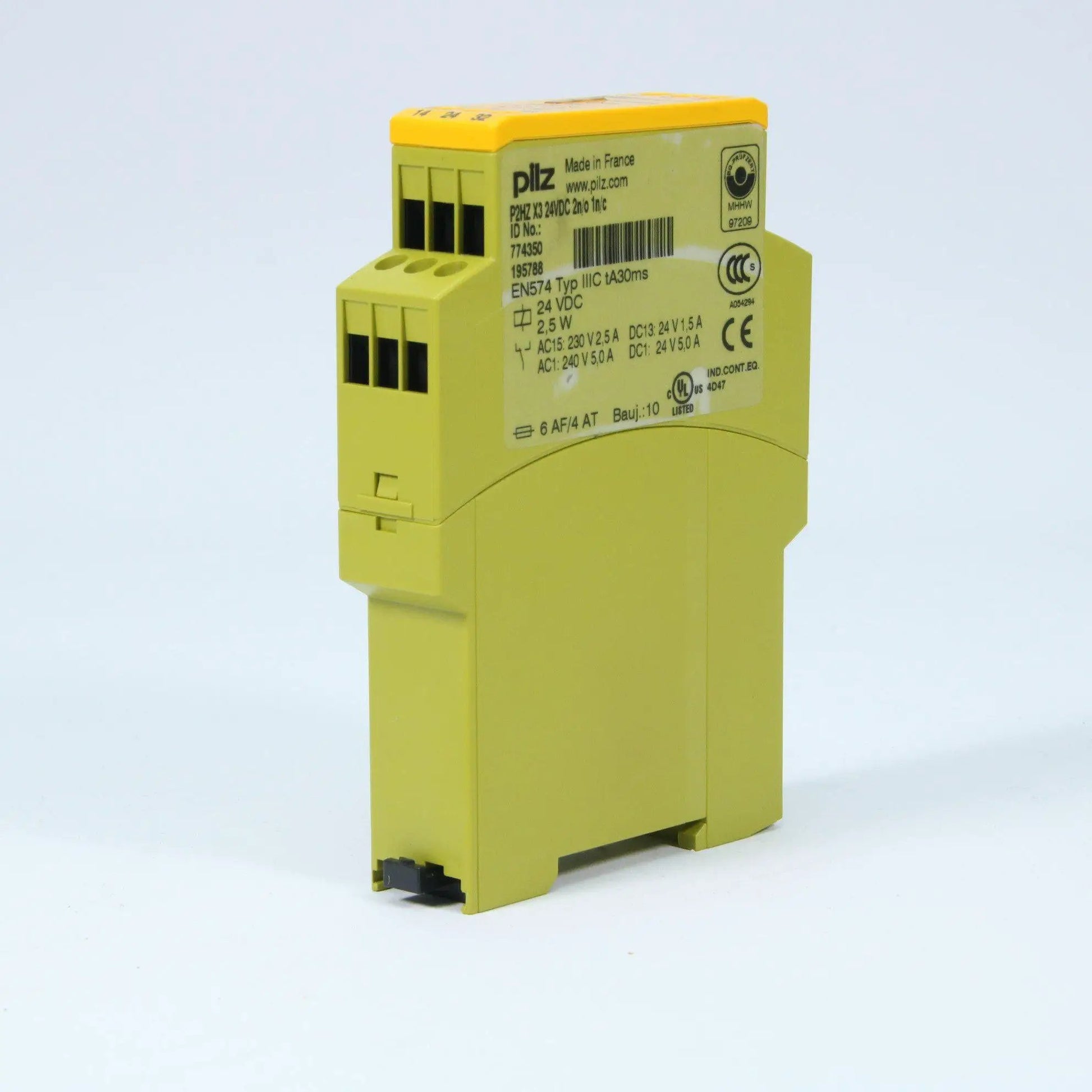Pilz PNOZ X1 24VAC/DC 2n/o 1n/c 774350-Safety Relay-Used Industrial Parts