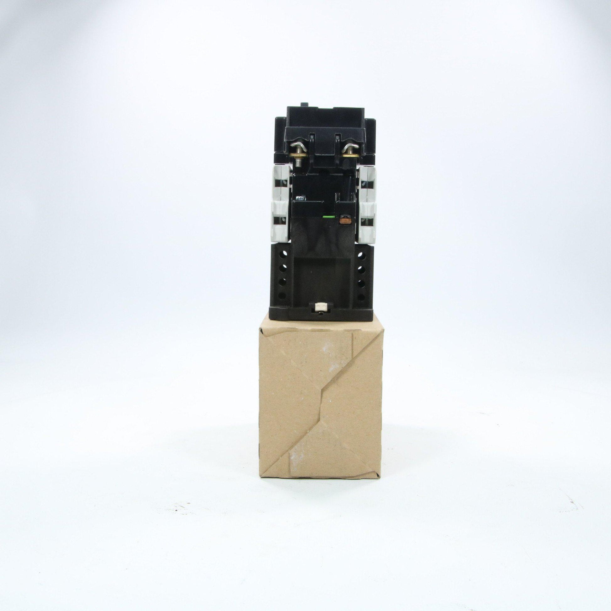 SIEMENS Contactor 3TC44 17-0AM4-Contactor-Used Industrial Parts