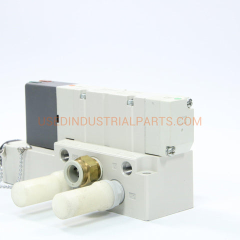 Image of SMC Valve Block VQ4200-5-Pneumatic-DA-03-07-Used Industrial Parts
