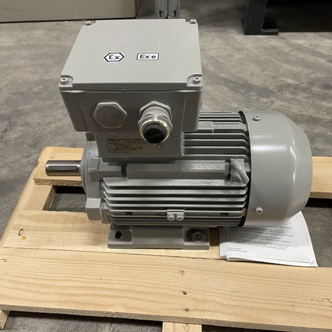 Siemens 1 MJ6106-4CA60 Motor-Electric Motors-Used Industrial Parts