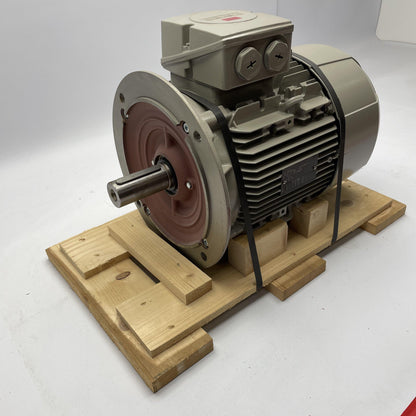 Siemens 1LE10011CA03GB4Z UD 1109/1386049-Electric Motors-Used Industrial Parts