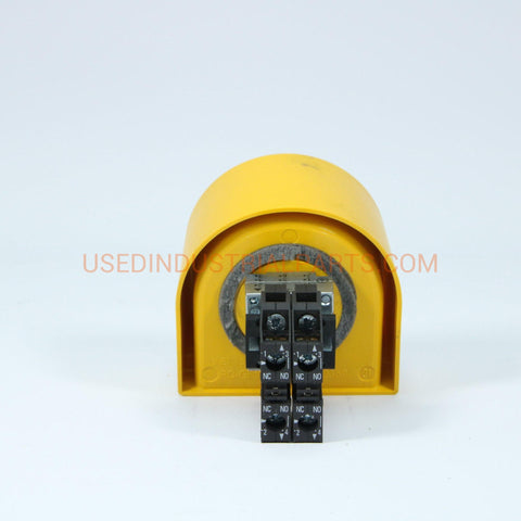Image of Siemens 3SB3400-0C 2xNC 2xNO EMERGENCY STOP-Electric Components-AA-07-07-Used Industrial Parts