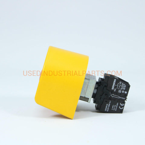 Image of Siemens 3SB3400-0C 2xNC 2xNO EMERGENCY STOP-Electric Components-AA-07-07-Used Industrial Parts