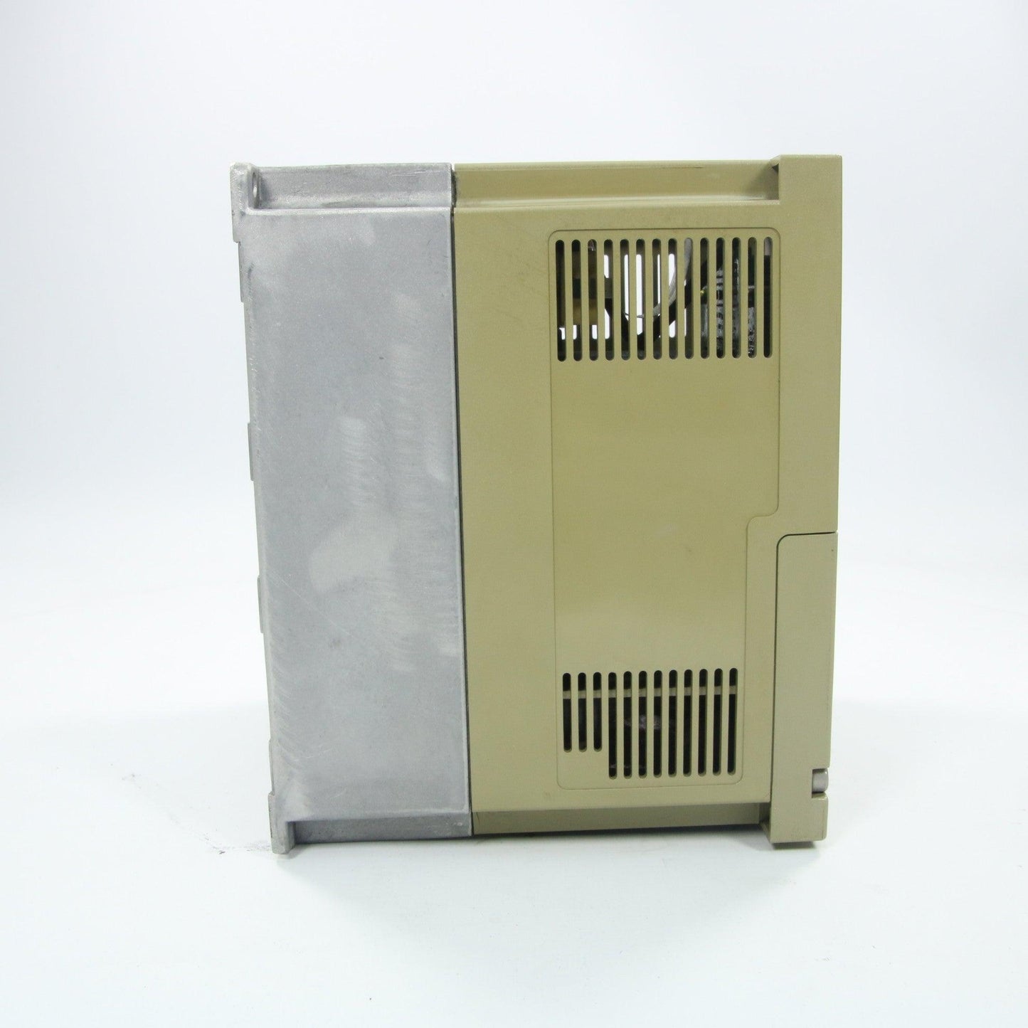 Telemecanique ATV18U18N4 ADJUSTABLE VARIABLE SPEED DRIVE-Inverter-Used Industrial Parts