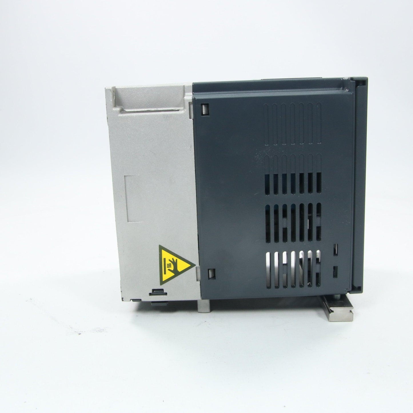 Telemecanique Altivar ATV312H075N4 ADJUSTABLE VARIABLE SPEED DRIVE-Inverter-Used Industrial Parts